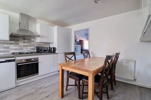 Kitchen/Diner- click for photo gallery